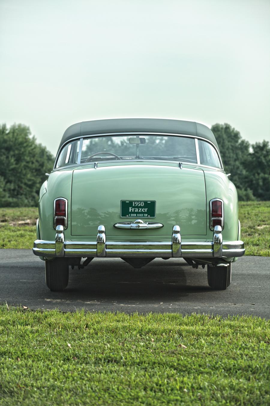  Frazer Manhattan Sedan (F5061) 1950 года  (фото 6 из 17)